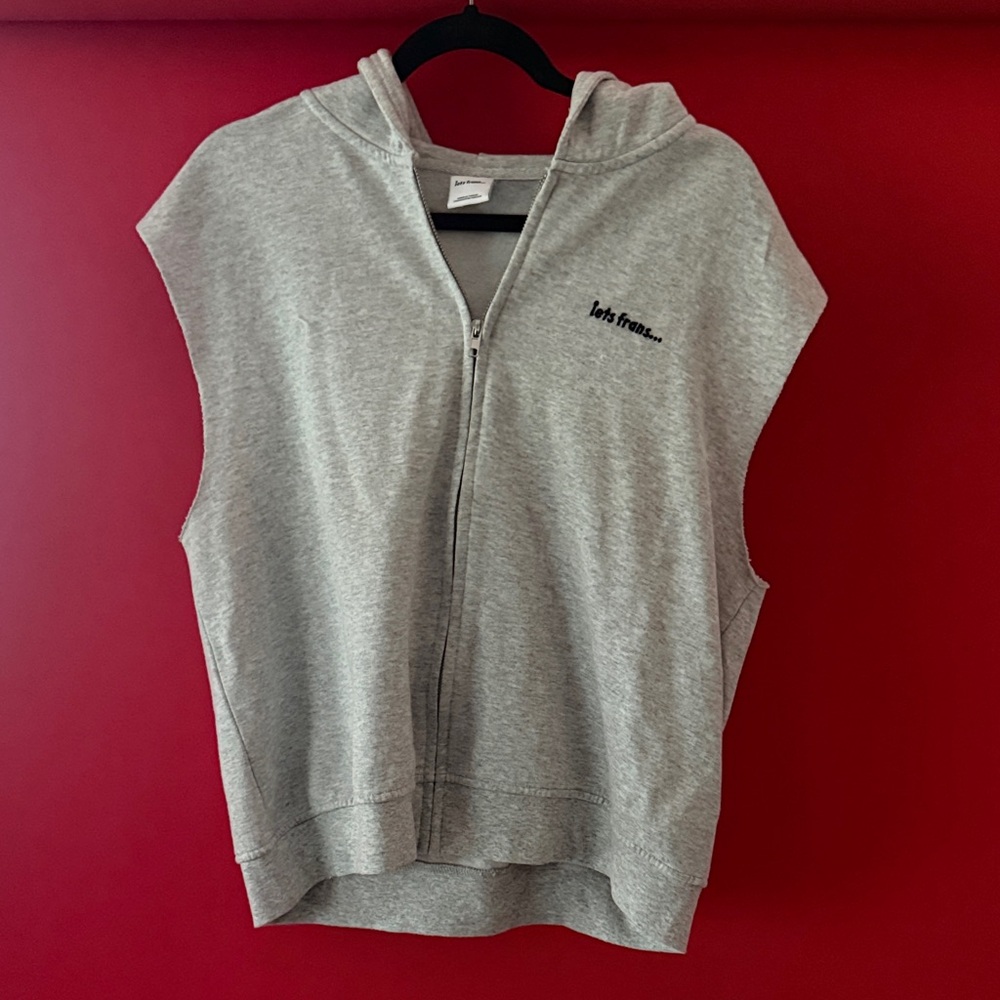 Iets Frans Sleeveless Zip Hoodie with Small Chest Script